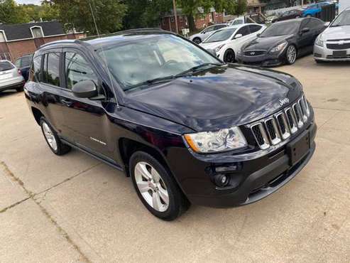 2011 Jeep Compass Latitude *76K Miles!* Clean Title! - cars & trucks... for sale in Lincoln, MO