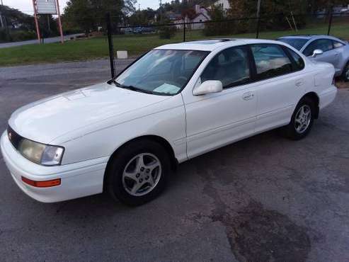 1997 Toyota Avalon XLS - cars & trucks - by dealer - vehicle... for sale in Knoxville, TN