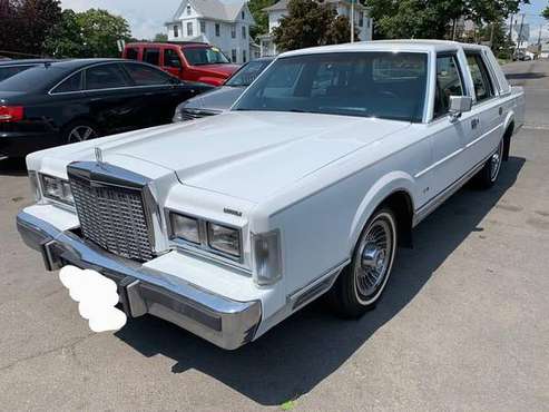 1987 Lincoln Town Car 5.0 - cars & trucks - by owner - vehicle... for sale in Los Banos, CA