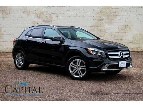 Sporty Crossover w/Nav, KEYLESS GO and Panoramic Roof! Mercedes GLA 25 for sale in Eau Claire, IA