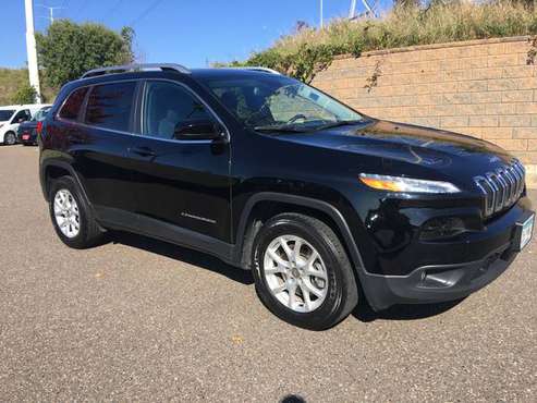 2017 Jeep Cherokee Latitude 4wd for sale in Eden Prairie, MN
