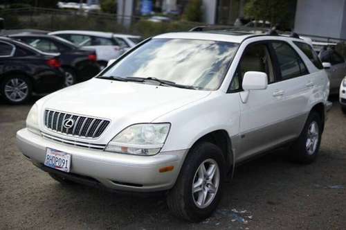 2001 Lexus RX RX300 All Wheel Drive SUV White Color Clean Title for sale in Sunnyvale, CA