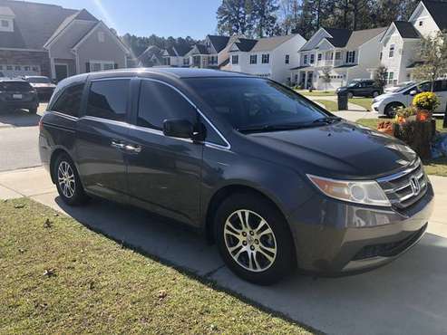 2011 Honda Odyssey 124k Miles - cars & trucks - by owner - vehicle... for sale in Ladson, SC