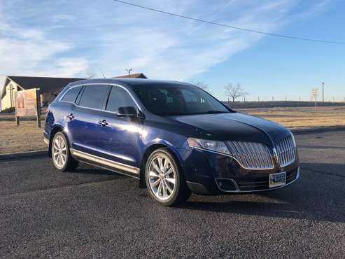 2011 Lincoln MKT - cars & trucks - by owner - vehicle automotive sale for sale in Casper, WY