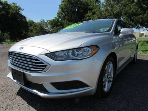 2018 Ford Fusion SE - 1 Owner, 33,000 Miles, Factory Warranty - cars... for sale in Waco, TX