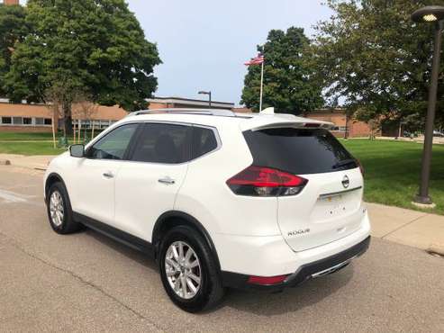 2019 NISSAN ROGUE SV AWD BACKUP CAM HEATED SEATS CLEAN!!! - cars &... for sale in Madison Heights, MI