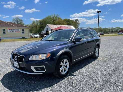 2010 Volvo XC70 - I6 Navigation, Sunroof, Heated Leather, Books for sale in Dagsboro, DE 19939, MD