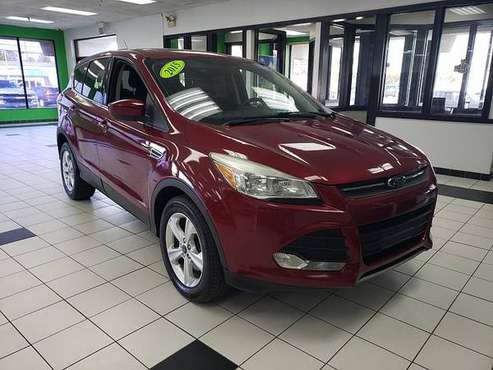 2015 Ford Escape 4d SUV 4WD SE - - by dealer - vehicle for sale in Louisville, KY