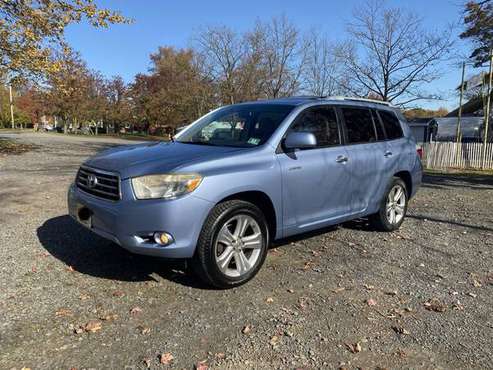 Toyota Highlander Limited 2008 - cars & trucks - by owner - vehicle... for sale in Manhattan, NY