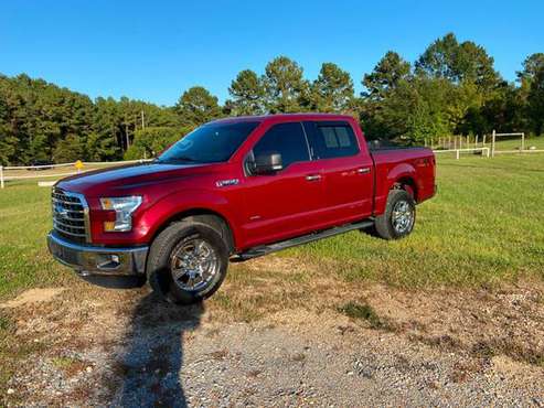 2015 Ford F-150 XLT SuperCrew 5.5-ft. Bed 4WD - cars & trucks - by... for sale in Brandon, MS