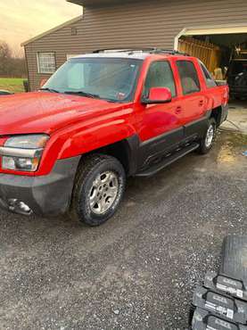 04 Chevy Avalanche 79k One Owner No Rust - cars & trucks - by owner... for sale in Sauquoit, NY