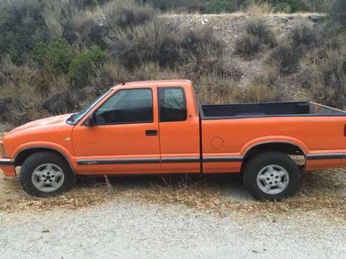 1997 Chevy S10 4x4 - cars & trucks - by owner - vehicle automotive... for sale in Greenfield, CA