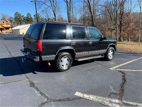 1999 Chevrolet Tahoe for sale in Cadillac, MI