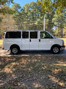 2006 Chevrolet Express 4WD - cars & trucks - by dealer - vehicle... for sale in Benton, AR