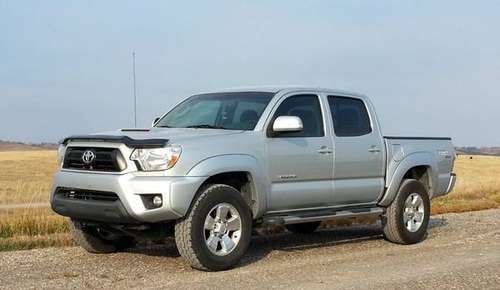 2013 TACOMA Automatic Crew Cab 4x4 Short Box, Light Damage, Low... for sale in Rapid City, SD