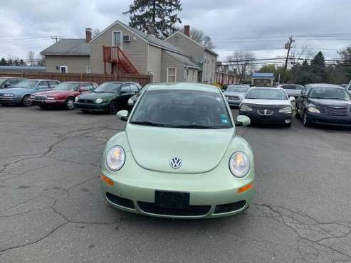 2009 Volkswagen New Beetle Coupe 2dr Auto S PZEV for sale in East Windsor, CT
