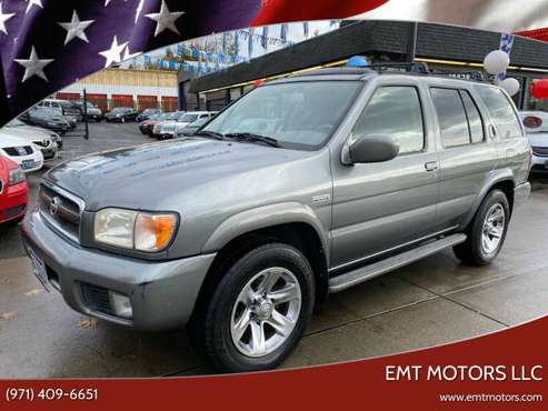 2004 Nissan Pathfinder 4x4 LE Platinum 4WD 4dr SUV - cars & trucks -... for sale in Milwaukie, OR