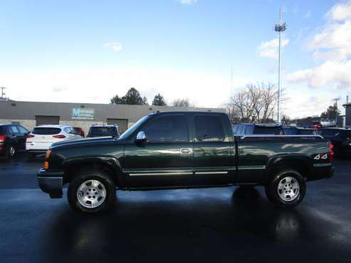 2006 CHEVY SILVERADO LT EXT CAB - CLEAN CAR FAX - EXTRA CLEAN - 4X4... for sale in Moosic, PA