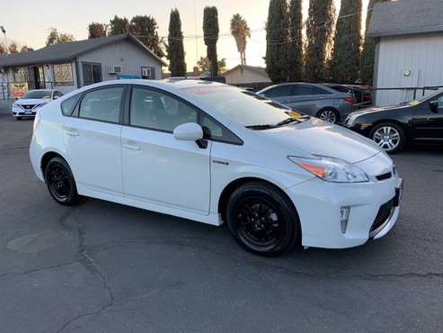 ** 2015 Toyota Prius Two Super Clean LOW PRICES GUARANTEED ** - cars... for sale in CERES, CA
