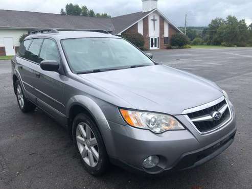 2009 Subaru Outback 2.5i, AWD, Clean Carfax! for sale in ENDICOTT, NY
