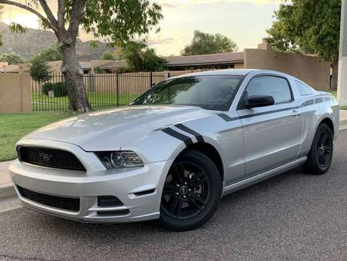 2013 Ford Mustang V6 Coupe-Accident Free Autocheck! for sale in Phoenix, AZ