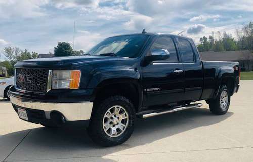 CLEAN 2007 GMC Sierra 1500 for sale in Lakeview, OH