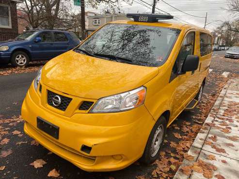 2016 Nissan NV 200 wheelchair accessible - cars & trucks - by owner... for sale in STATEN ISLAND, NY