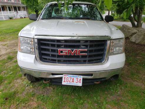 2008 GMC 2500 Pick up Truck 4x4 for sale in Chelmsford, MA