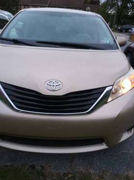 Toyota sienna - cars & trucks - by owner - vehicle automotive sale for sale in Lancaster, PA