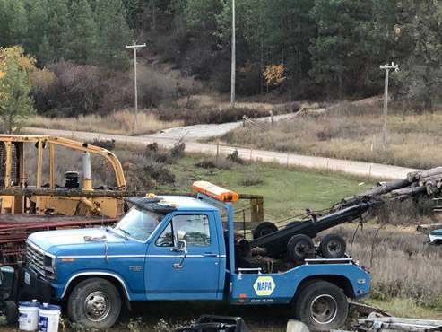 1986 Ford Diesel Tow Truck with Holmes Wrecker for sale in Chewelah, WA