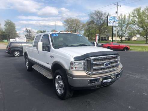 2006 Ford Super Duty F-250 Crew Cab 156 King Ranch 4WD - cars & for sale in Pinckneyville, IN