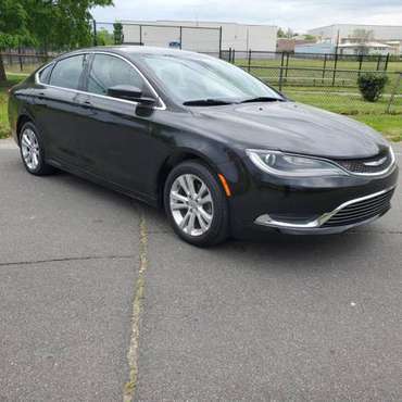 Must see 2015 Chrysler 200 for sale in Wilmington, DE