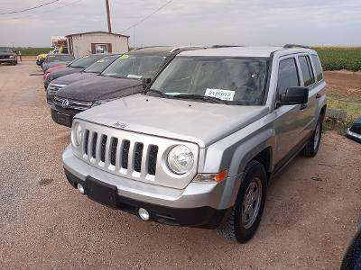 2013 JEEP PATRIOT 4WD 4D SUV 2.4L SPORT - cars & trucks - by dealer... for sale in Wilson, TX