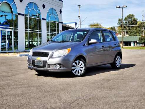 2011 CHEVROLET AVEO LT ! EXCELLENT CONDITION ! 118K MILES ! GAS SAVER for sale in Palatine, IL