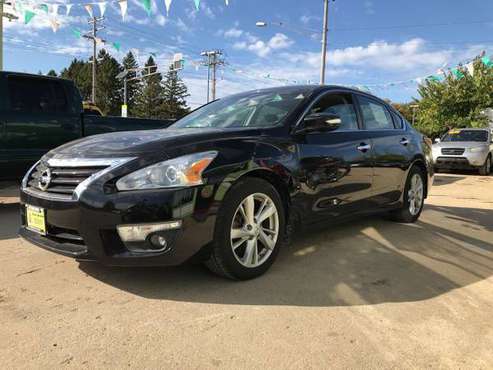 2015 Nissan Altima FINANCING AVAILABLE!!! - cars & trucks - by... for sale in Madison, WI