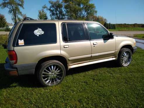 2000 Ford Explorer for sale in Clearwater, MN