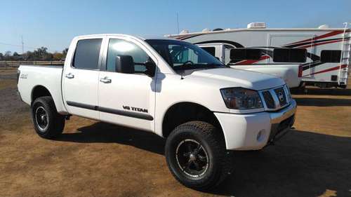 2006 nissan titan 4x4 ** trade - cars & trucks - by owner - vehicle... for sale in Reno, NV
