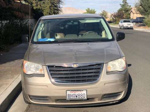 2008 Chrysler Town & Country - cars & trucks - by owner - vehicle... for sale in Victorville , CA