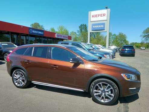 2017 Volvo V60 Cross Country AWD All Wheel Drive T5 Platinum Wagon for sale in Corvallis, OR