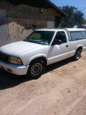 02 gmc Sonoma for sale in Muleshoe, TX
