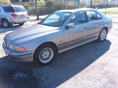 2000 BMW 528i sedan - cars & trucks - by dealer - vehicle automotive... for sale in Knoxville, TN