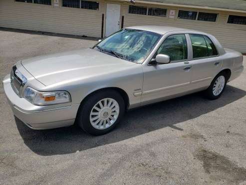 2010 Mercury Grand Marquis Ultimate for sale in Little Rock, AR