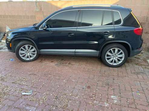 volkswagen tiguan - cars & trucks - by dealer - vehicle automotive... for sale in Los Angeles, CA