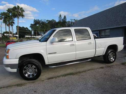 2005 CHEVROLET SILVERADO 2500 HEAVY DUTY - cars & trucks - by dealer... for sale in TAMPA, FL