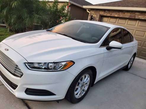 2015 Ford fusion S for sale in Land O Lakes, FL