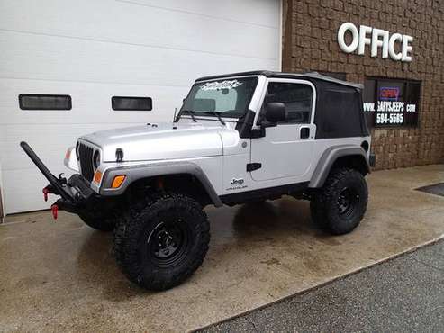 2004 Jeep Wrangler 6 cyl, 5-speed, 4 inch lift, New 33 s - cars & for sale in Chicopee, NY