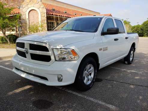 2016 RAM 1500 CREW CAB HEMI ONLY 36,000 MILES! 1 OWNER! LIKE BRAND NEW for sale in Norman, TX