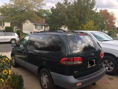 2001 Toyota Sienna Very Good condition - cars & trucks - by owner -... for sale in Hyattsville, District Of Columbia