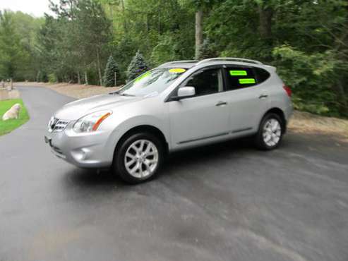 *** 2012 NISSAN ROGUE SV *** - cars & trucks - by dealer - vehicle... for sale in GREECE, NY