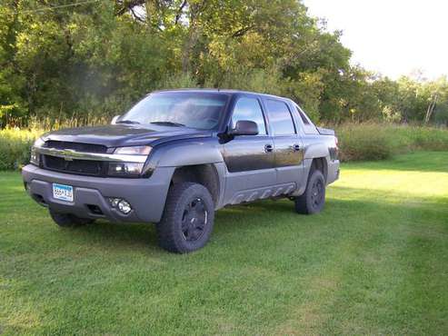 2004 Chevrolet Avalanche 4WD for sale in Gonvick, MN